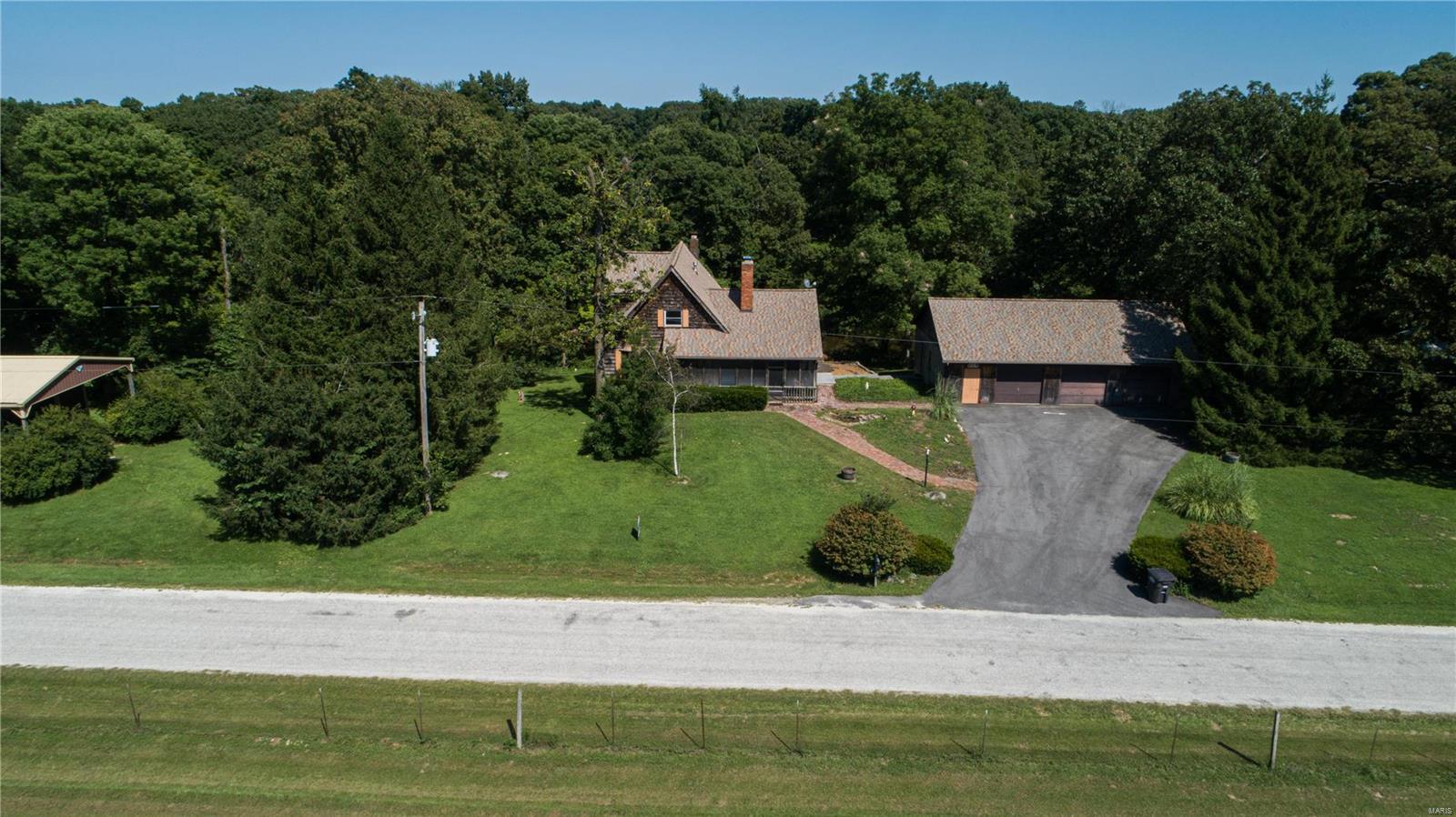 514 Huette Road Bunker Hill, IL 62014 - Photo 17 of 35