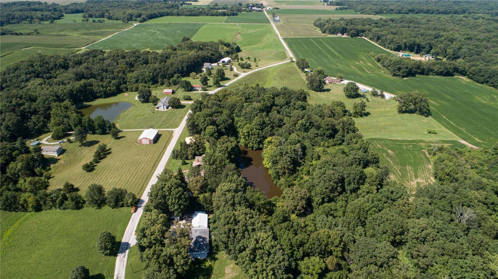 514 Huette Road Bunker Hill, IL 62014 - Photo 23 of 35