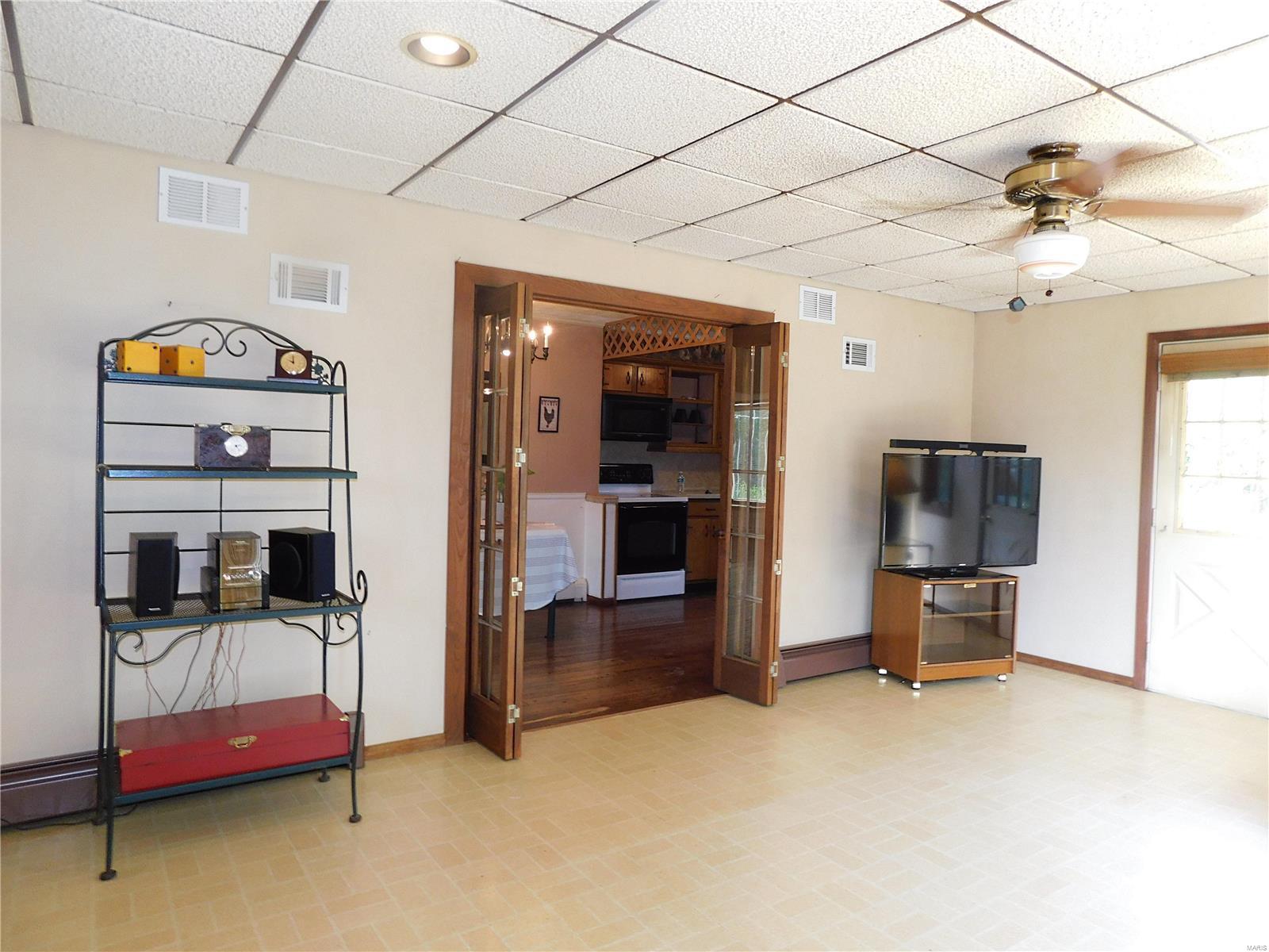 514 Huette Road Bunker Hill, IL 62014 - Photo 27 of 35