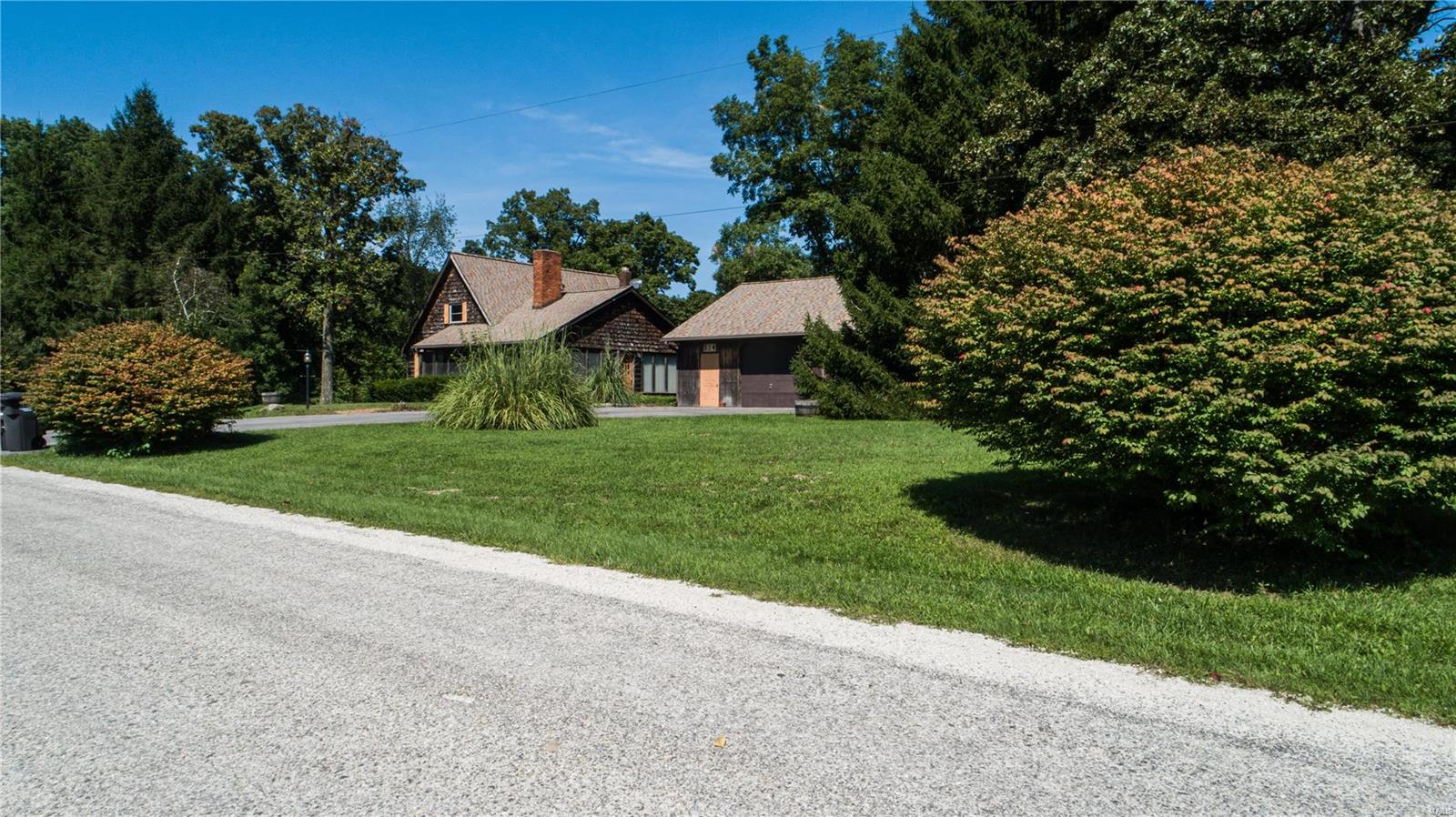 514 Huette Road Bunker Hill, IL 62014 - Photo 5 of 35