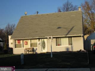 2826 Narcissus Road Philadelphia, PA 19154 - Photo 1 of 6 Gallery Image 1