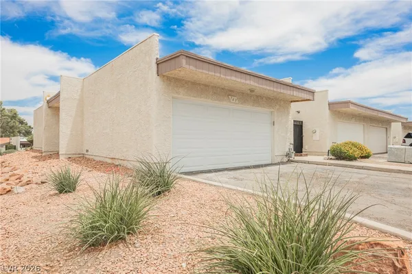 $325,000 | 763 Cathy Lane, Henderson, NV 89015
