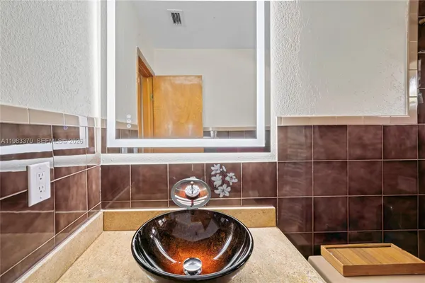 $1,895,000 | 10320 Southwest 139th Street, Miami, FL 33176