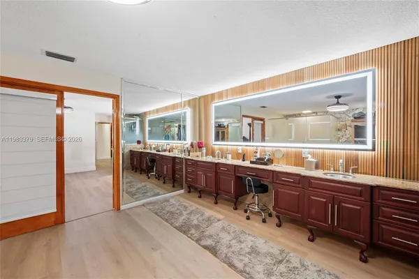 $1,895,000 | 10320 Southwest 139th Street, Miami, FL 33176