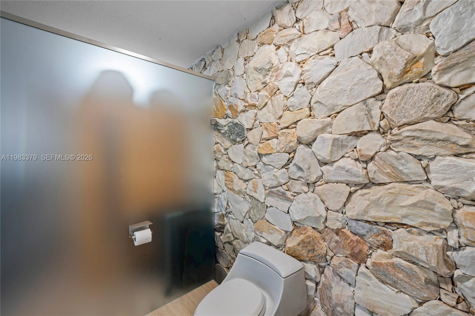 10320 Southwest 139th Street Miami, FL 33176 - Photo 32 of 100 a bathroom with a shower curtain