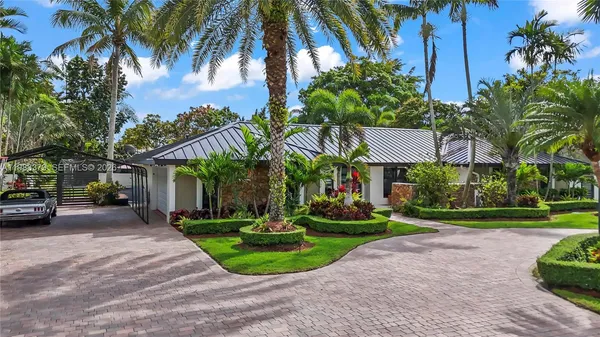 $1,895,000 | 10320 Southwest 139th Street, Miami, FL 33176