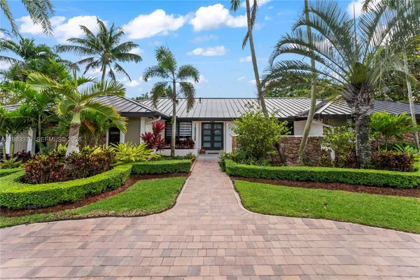 $1,895,000 | 10320 Southwest 139th Street, Miami, FL 33176