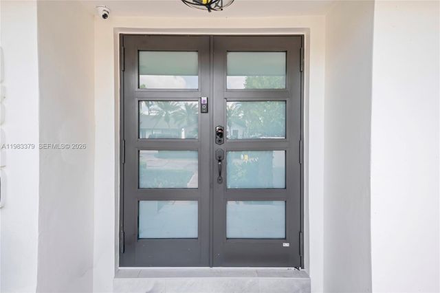 $1,895,000 | 10320 Southwest 139th Street, Miami, FL 33176