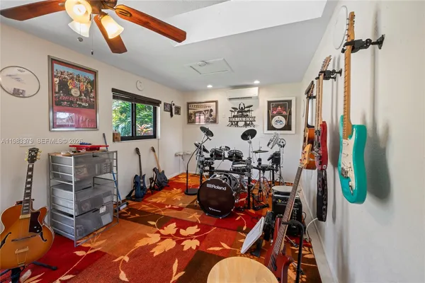 $1,895,000 | 10320 Southwest 139th Street, Miami, FL 33176