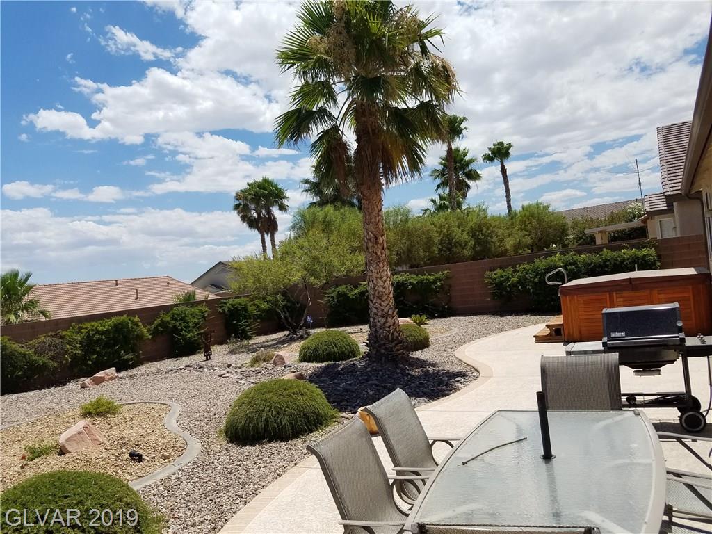 3714 Spring Shadow Road Las Vegas, NV 89129 - Photo 8 of 46 Gallery Image 8
