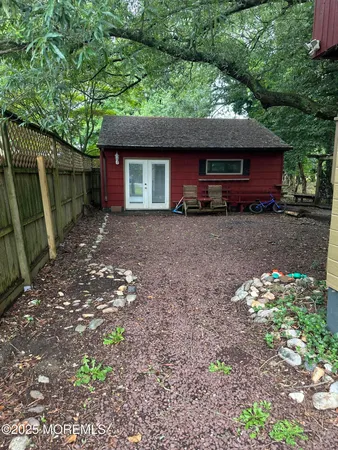 $2,600 | 32 Woodrow Street, Oakhurst, NJ 07755