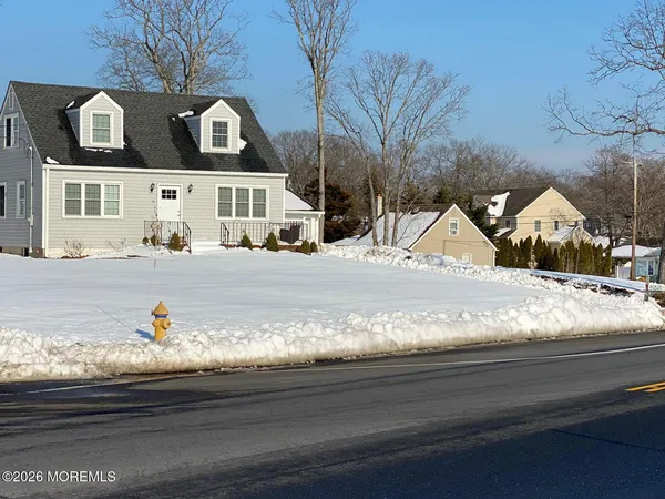 $3,250 | 307 Herbertsville Road, Brick, NJ 08724