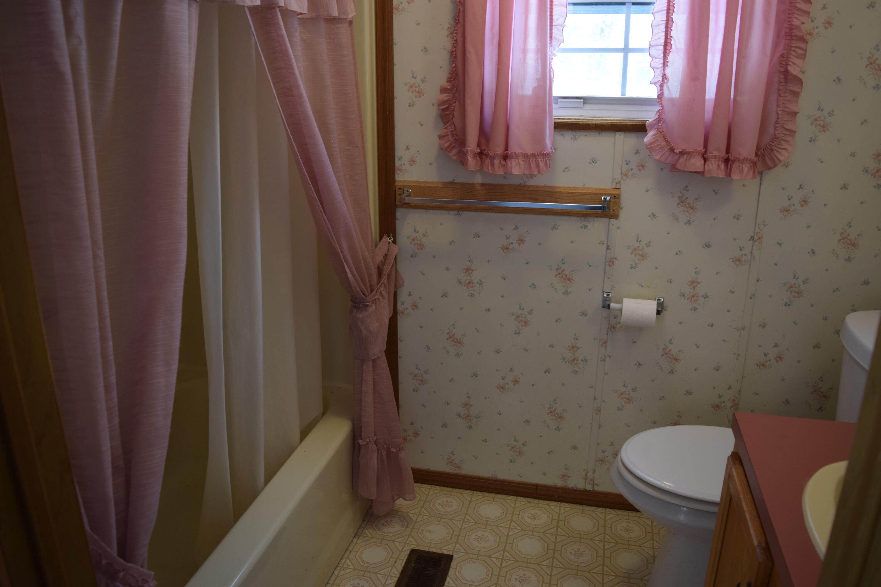 861 Waltham Road Ellsworth, ME 04605 - Photo 10 of 17 DSC_0377