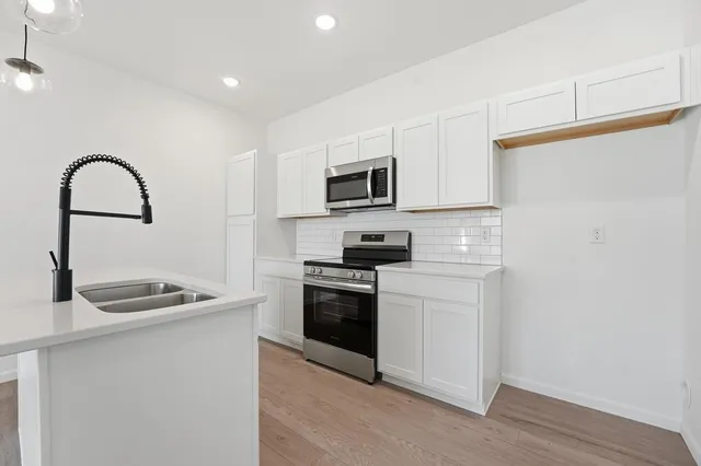 $274,239 | 27317 Acacia Drive, Lee's Summit, MO 64086