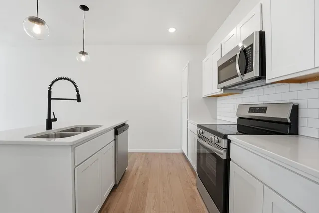 $274,239 | 27317 Acacia Drive, Lee's Summit, MO 64086