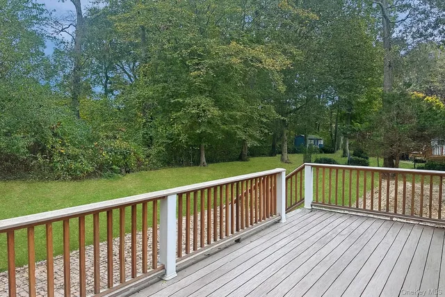 $799,000 | 12 Ida Lane, Riverhead, NY 11901