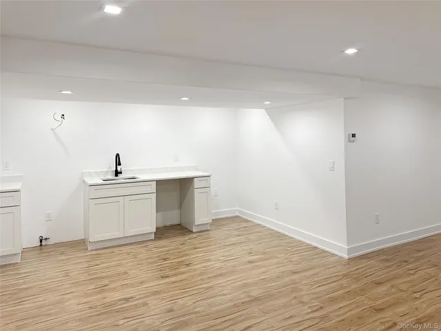 $799,000 | 12 Ida Lane, Riverhead, NY 11901