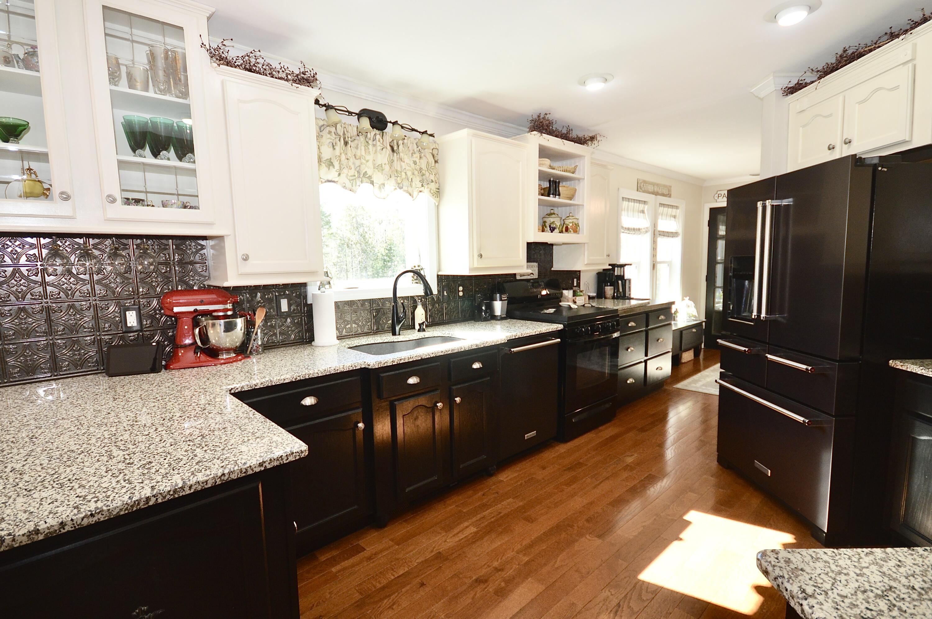 899 Main Road Eddington, ME 04428 - Photo 7 of 52 DSC_0017