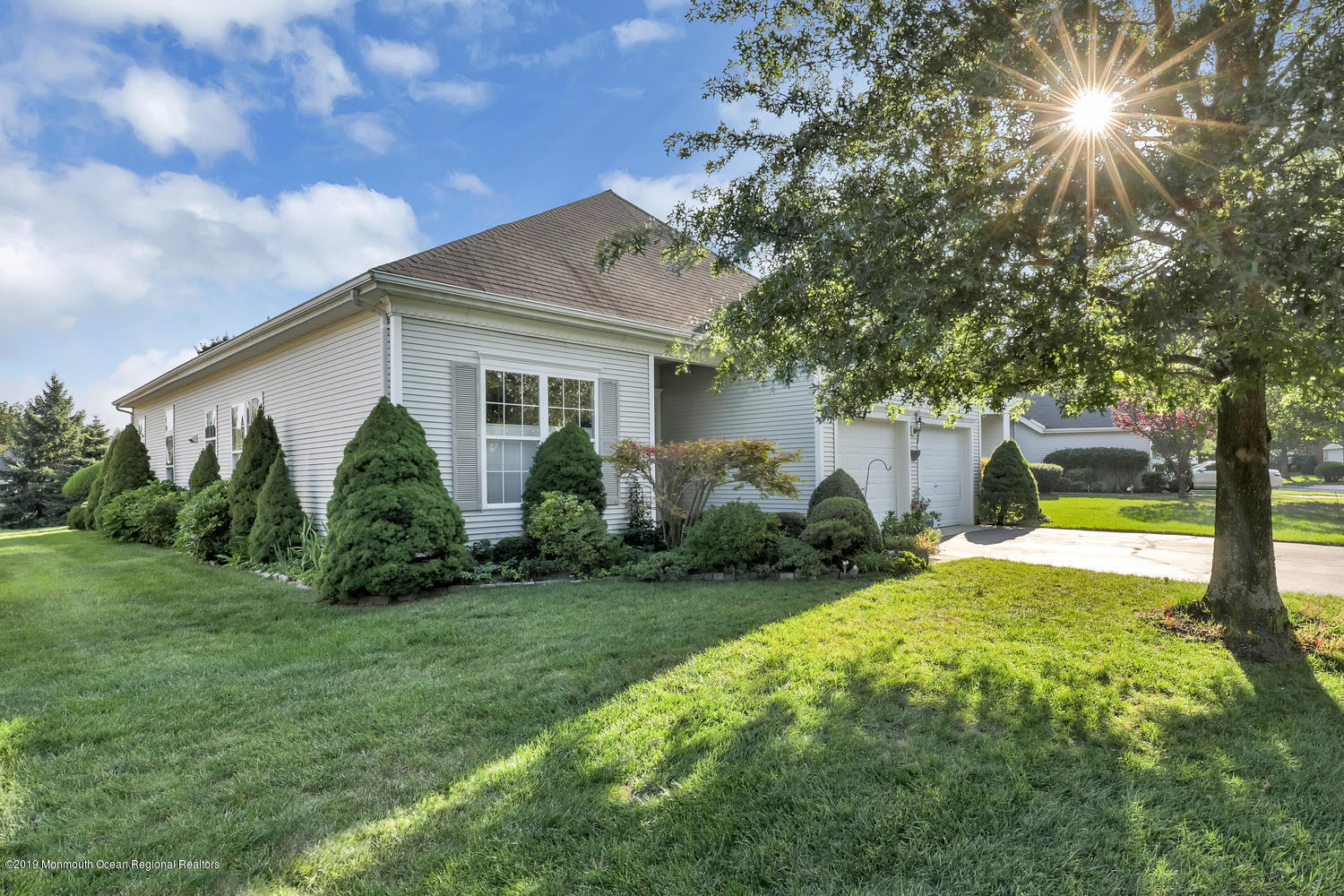 61 Silverside Road Lakewood, NJ 08701 - Photo 1 of 42 Welcome to 61 Silverside Road