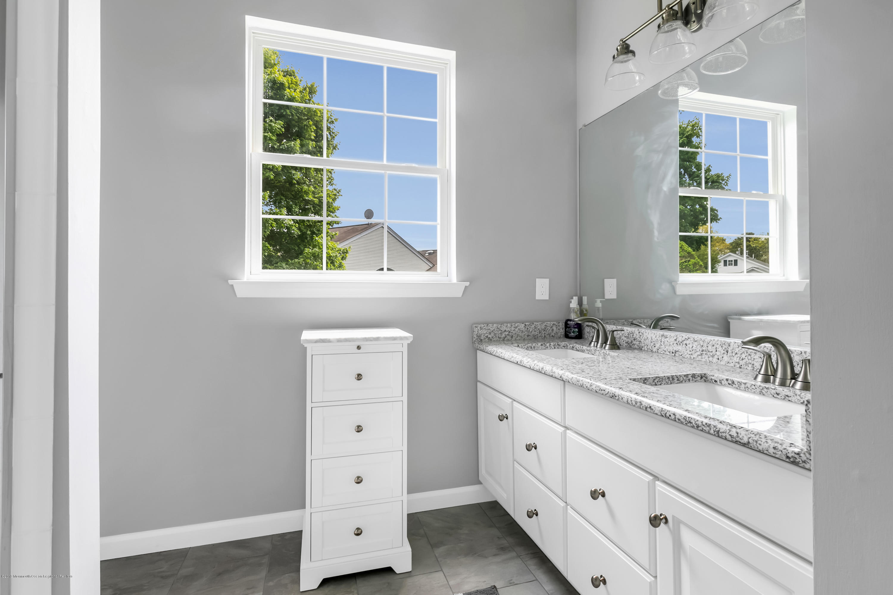 61 Silverside Road Lakewood, NJ 08701 - Photo 17 of 42 1F8A4313