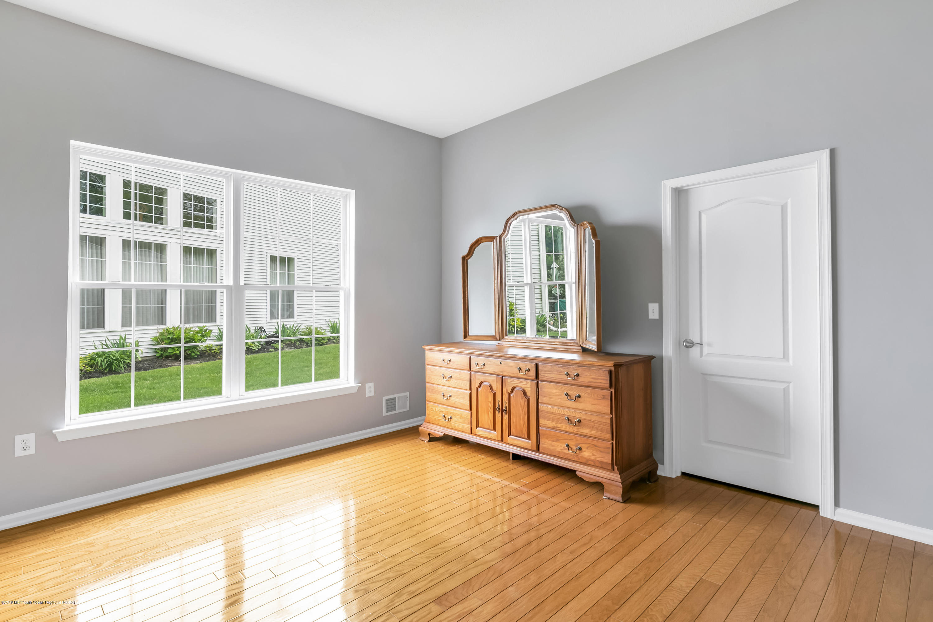61 Silverside Road Lakewood, NJ 08701 - Photo 18 of 42 61 Silverside Rd