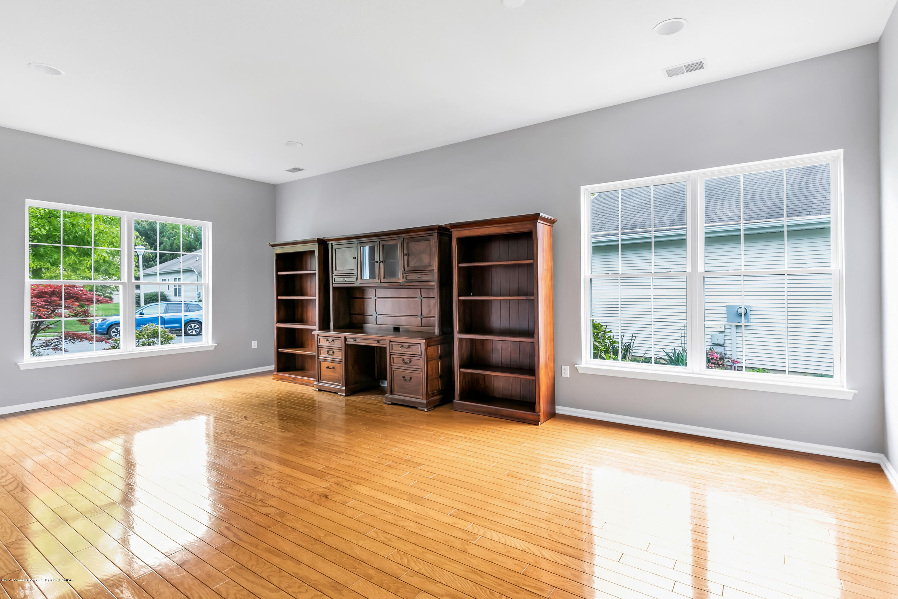 61 Silverside Road Lakewood, NJ 08701 - Photo 5 of 42 61 Silverside Rd
