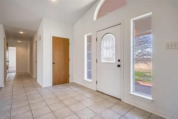 $649,500 | 483 Private Road 169, Sunset, TX 76270