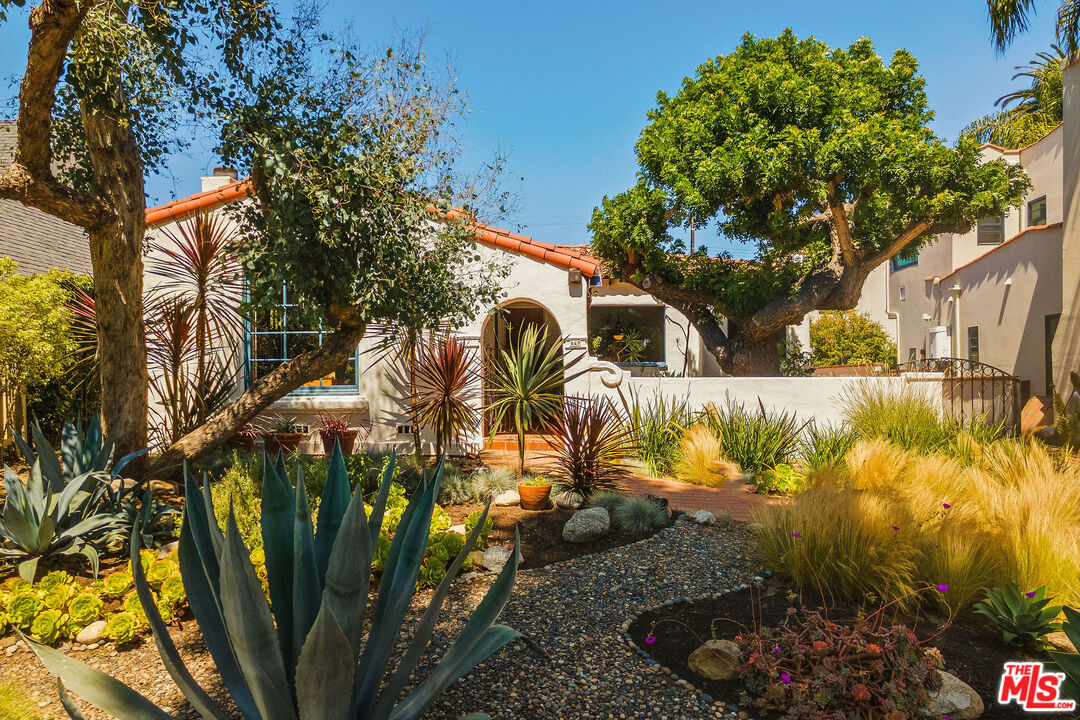 447 9th Street Santa Monica, CA 90402 - Photo 1 of 58