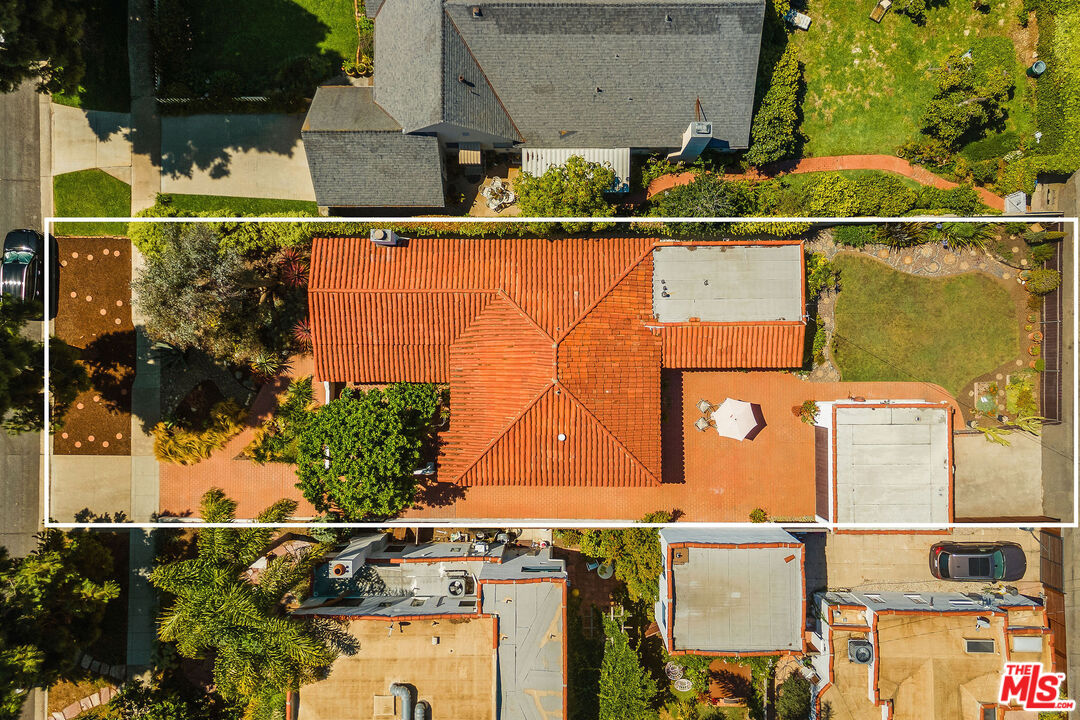 447 9th Street Santa Monica, CA 90402 - Photo 52 of 58 an aerial view of a house with a lake view