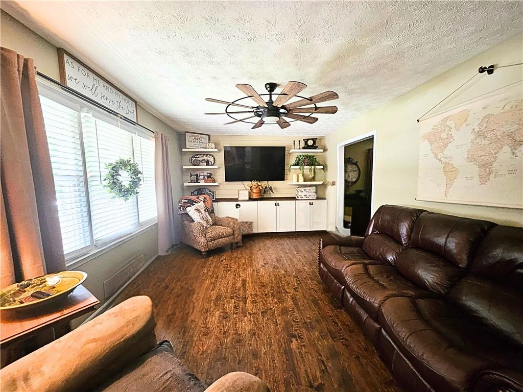 3198 Laura Way Winston, GA 30187 - Photo 5 of 20