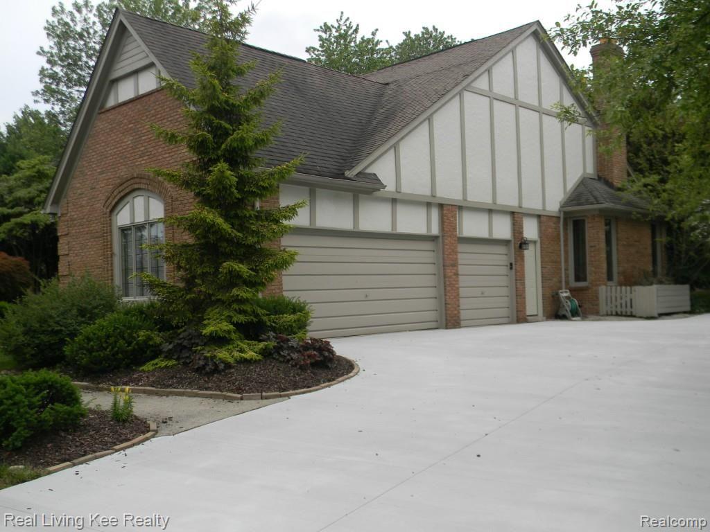 3717 Summit Ridge Drive Rochester, MI 48306 - Photo 7 of 64 DSCN7655.jpg
