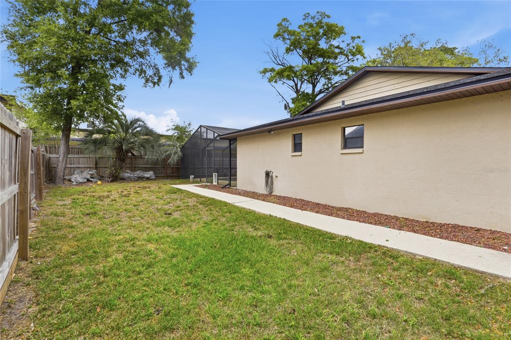 7306 Southwest 17th Place Gainesville, FL 32607 - Photo 40 of 44