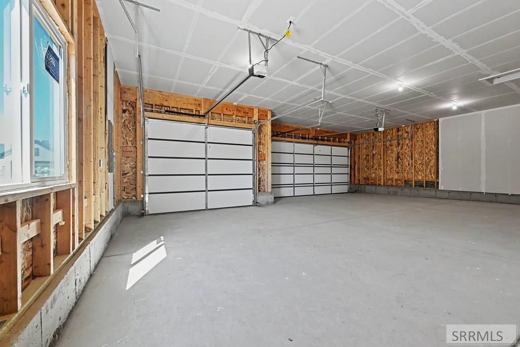 461 Spruce Way Rigby, ID 83442 - Photo 16 of 16 3-Car Garage