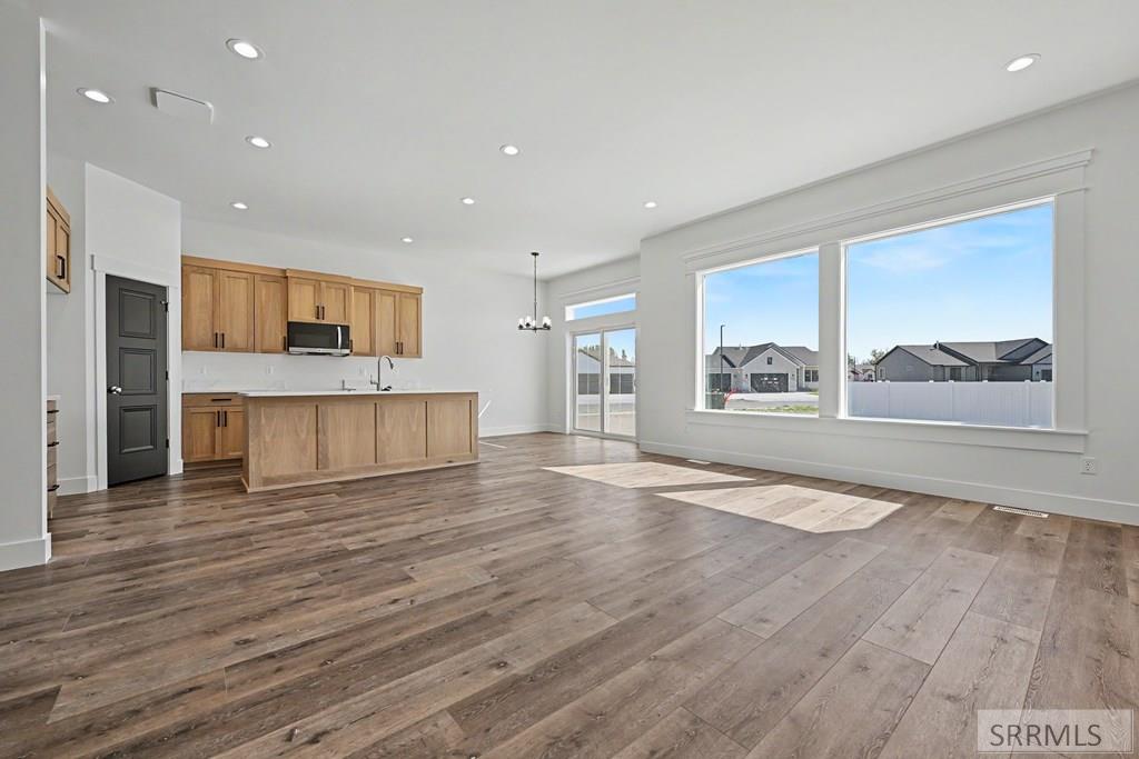 461 Spruce Way Rigby, ID 83442 - Photo 2 of 16 Great Room to Kitchen/Dining Area