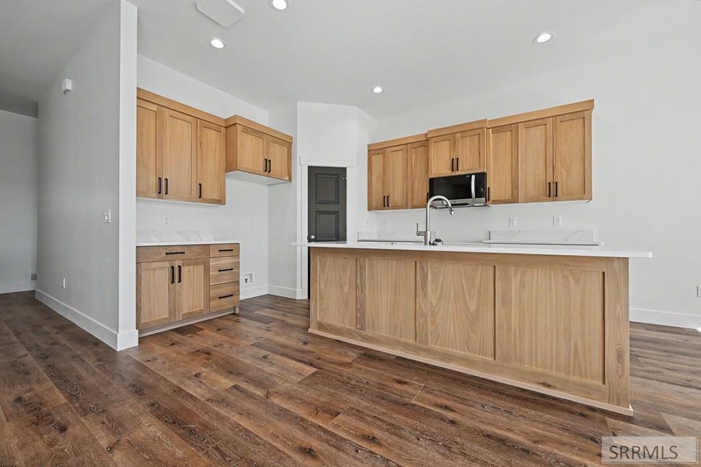 461 Spruce Way Rigby, ID 83442 - Photo 3 of 16 Kitchen
