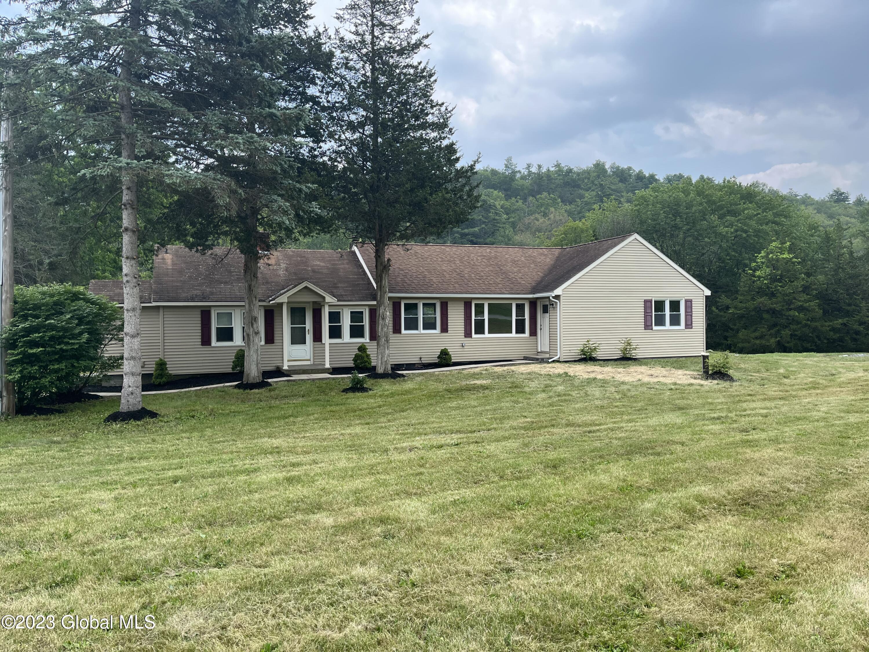 586 Starr Road Ravena, NY 12143 - Photo 1 of 22 Front