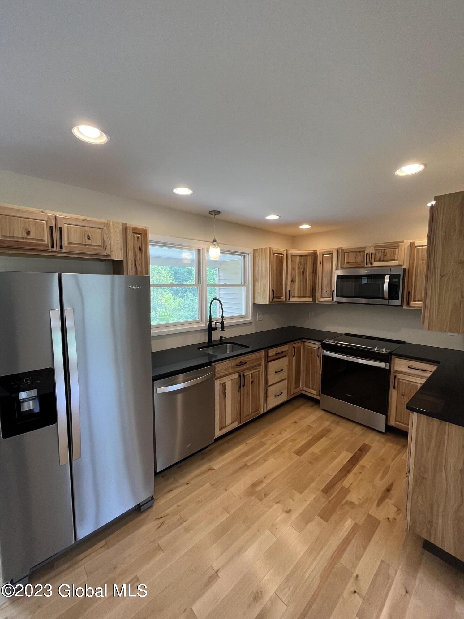 586 Starr Road Ravena, NY 12143 - Photo 6 of 22 IMG_0405