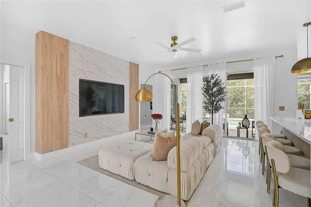 $5,000 | 4146 Westbourne Circle, Sarasota, FL 34238