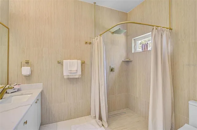 $5,000 | 4146 Westbourne Circle, Sarasota, FL 34238