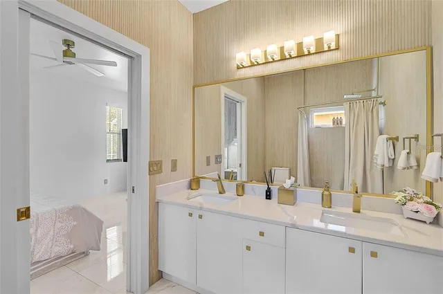 $5,000 | 4146 Westbourne Circle, Sarasota, FL 34238