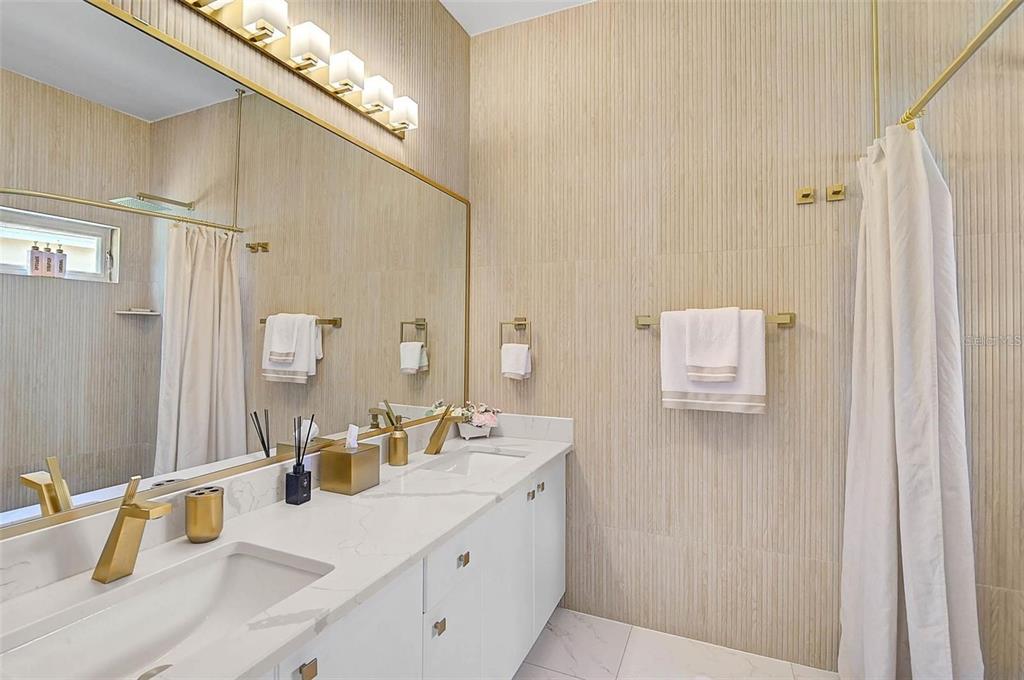 4146 Westbourne Circle Sarasota, FL 34238 - Photo 27 of 36