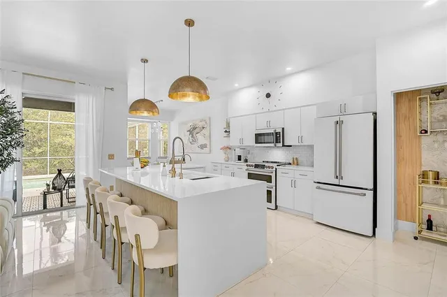 $5,000 | 4146 Westbourne Circle, Sarasota, FL 34238