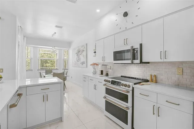 $5,000 | 4146 Westbourne Circle, Sarasota, FL 34238