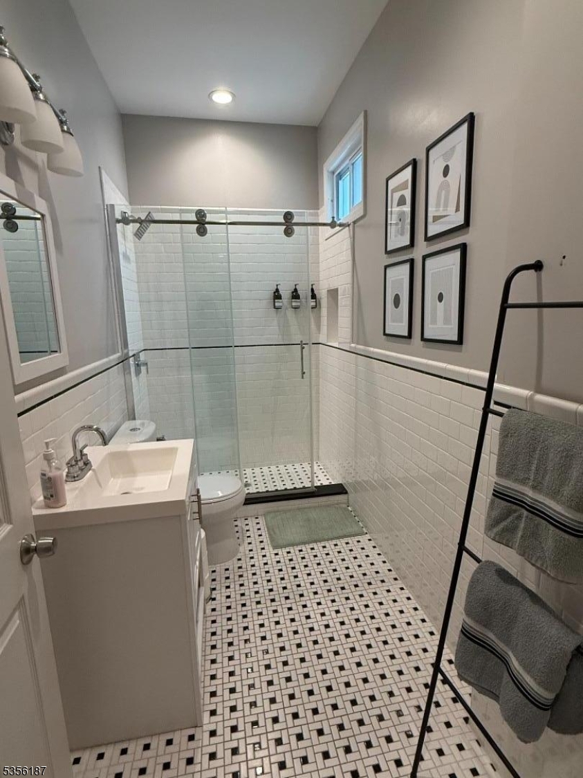 256 Fairmount Avenue, Unit 1 Jersey City, NJ 07306 - Photo 6 of 9