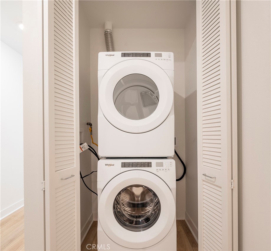 3211 Rivington Irvine, CA 92612 - Photo 24 of 49 a utility room with dryer and washer