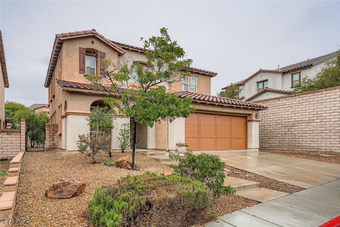 545 Ivy Spring Street Las Vegas, NV 89138 - Photo 3 of 29