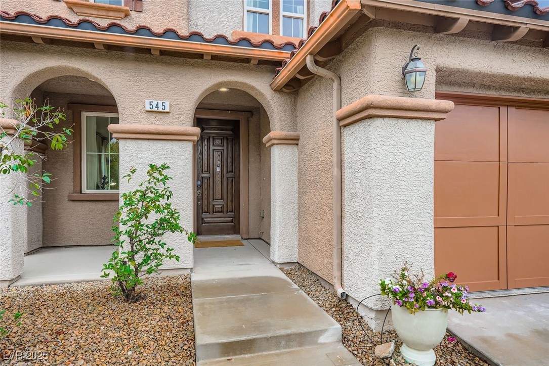 545 Ivy Spring Street Las Vegas, NV 89138 - Photo 4 of 29