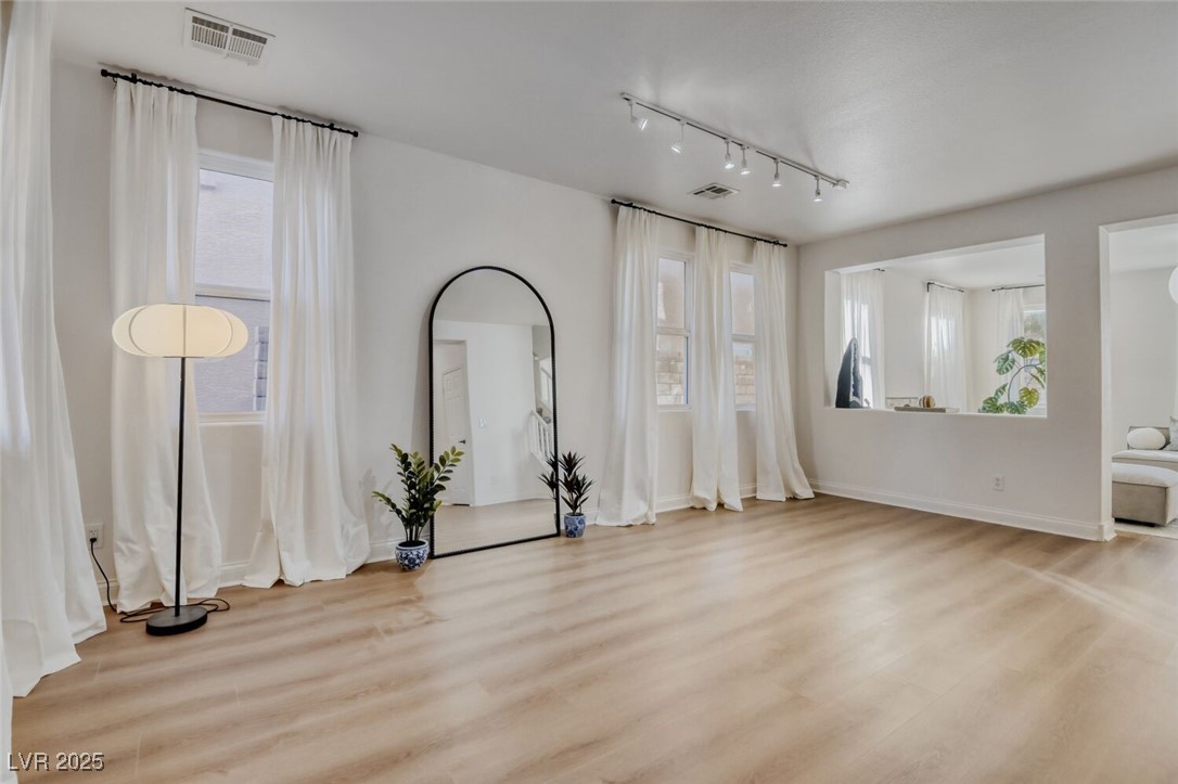 545 Ivy Spring Street Las Vegas, NV 89138 - Photo 10 of 29