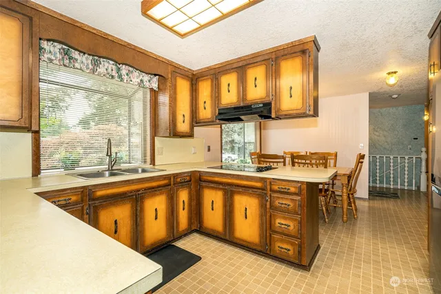 $550,000 | 193 Whitney Boulevard, Chehalis, WA 98532