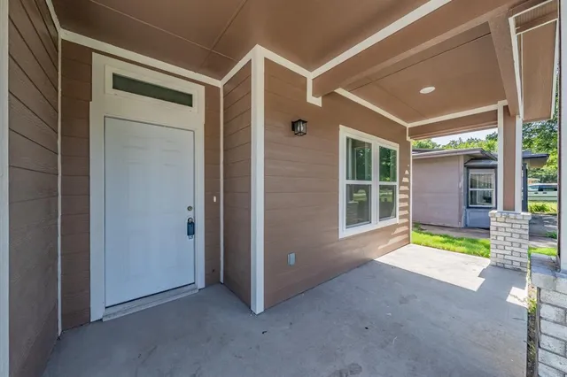 $380,000 | 905 Moore Terrace, Arlington, TX 76010